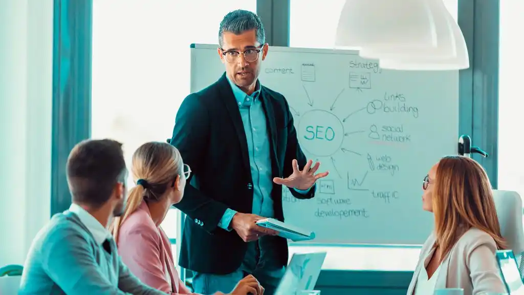 Egresados del MBA en Mercadeo diseñan estrategias de promoción y comunicación